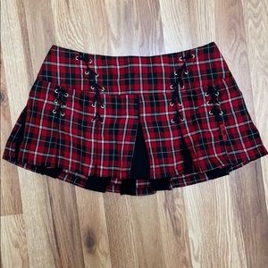 Tripp NYC red plaid skirt